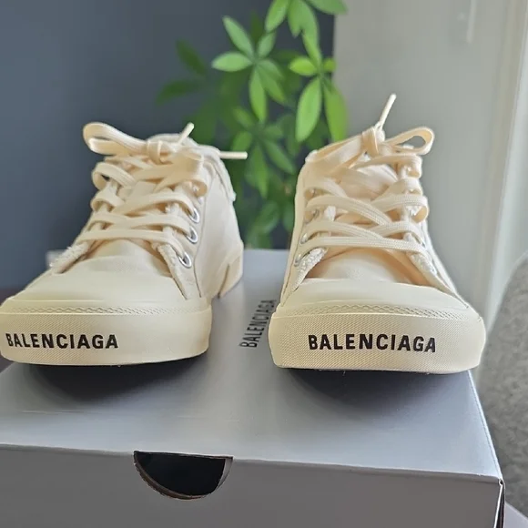 Balenciaga Beige Canvas Sneakers - Picture 3 of 10